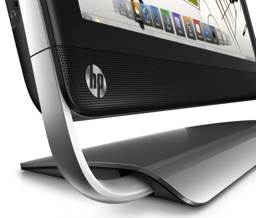 Galingos HP kompiuterių naujovės vartotojams: integruotasis „TouchSmart“ bei galingiausias iki šiol kompiuteris