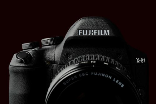 „Fujifilm X-S1“ – naujas X serijos fotoaparatas su 26x optiniu rankiniu artinimu ir 2/3 col. EXR CMOS jutikliu