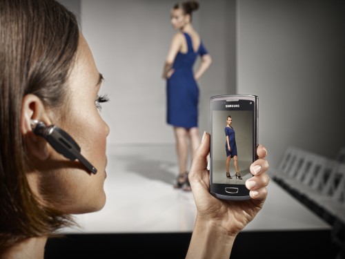 „Samsung“ pradeda prekybą išmaniaisiais „Wave 3“ telefonais
