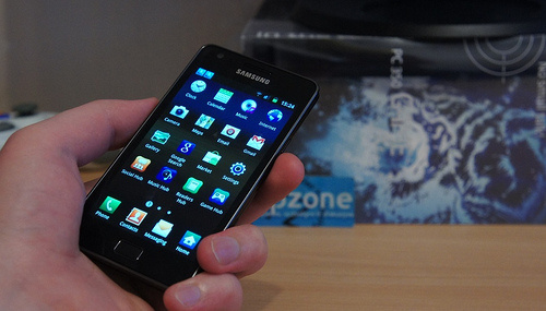 „Samsung Galaxy S II“ – „Varguolių telefonas 2012“