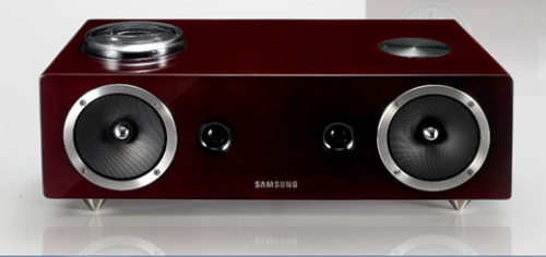 „Samsung“ pristato naują garso stotelių seriją