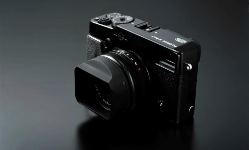 „Fujifilm“ pristato „X-Pro1“ – fotoaparatą su keičiamais objektyvais