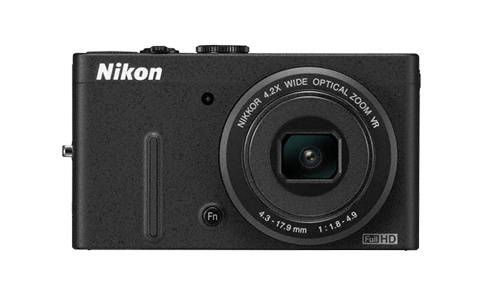 Kompaktiškas paketas profesionaliam darbui. „Nikon“ pristato „COOLPIX P310“