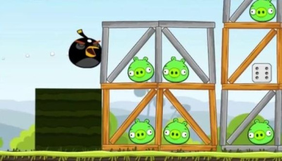 „Facebook“ jau galima žaisti populiarųjį „Angry Birds“