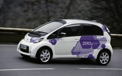 „Peugeot“ ir „Citroen“ mažina elektromobilių kainas