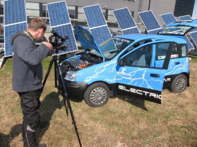 Lietuvių perdarytas elektromobilis debiutuos ralio trasoje Lietuvių perdarytas elektromobilis debiutuos ralio trasoje