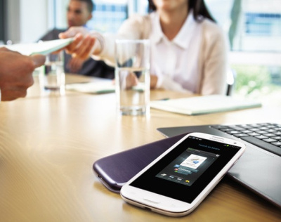 „Samsung Galaxy S III“ kaina ir toliau mažėja „Samsung Galaxy S III“ kaina ir toliau mažėja