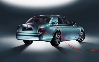 Elektrinio „Rolls-Royce“ nebus Elektrinio „Rolls-Royce“ nebus