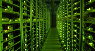 Korporacijos „Google“ duomenų centras iš vidaus Korporacijos „Google“ duomenų centras iš vidaus