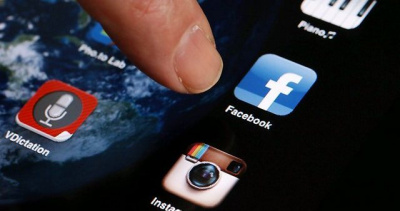 Kad sukurtų savo telefoną, „Facebook“ gali įsigyti „Nokia“ Kad sukurtų savo telefoną, „Facebook“ gali įsigyti „Nokia“