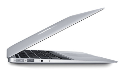 „Apple“ užpatentavo į „Ultrabook“ panašų nešiojamąjį kompiuterį „Apple“ užpatentavo į „Ultrabook“ panašų nešiojamąjį kompiuterį