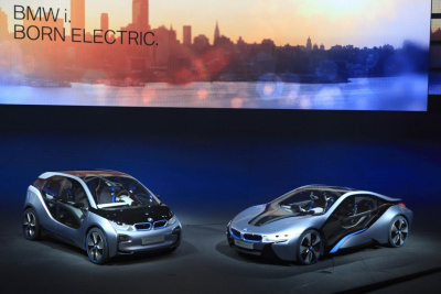 Pirmieji BMW elektromobiliai – nuo 35 tūkst. eurų Pirmieji BMW elektromobiliai – nuo 35 tūkst. eurų