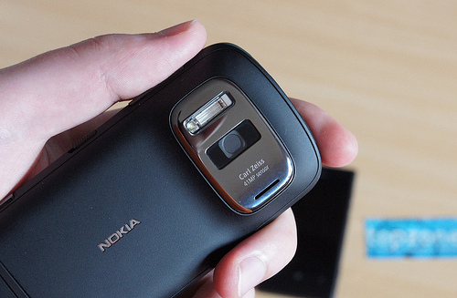 „Nokia 808 PureView“ – 41 MPx telefonas