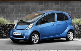 „Peugeot iOn“