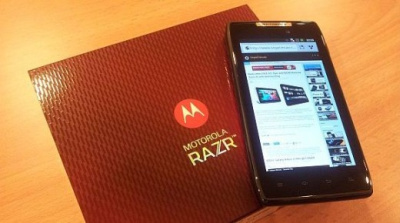 Anksčiau laiko pasirodė naujoji „Motorola RAZR“ Anksčiau laiko pasirodė naujoji „Motorola RAZR“