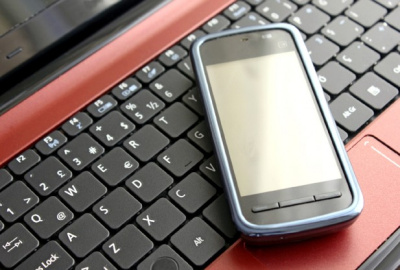 Kompanijos „Intel“ ir IDT mobiliuosiuose įrenginiuose – bevielis baterijų įkrovimas Kompanijos „Intel“ ir IDT mobiliuosiuose įrenginiuose – bevielis baterijų įkrovimas
