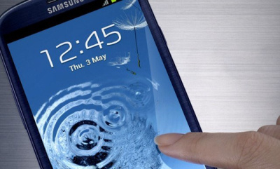 „Samsung“ jau ruošia „Full HD“ ekraną „Galaxy S IV“ išmaniajam telefonui „Samsung“ jau ruošia „Full HD“ ekraną „Galaxy S IV“ išmaniajam telefonui