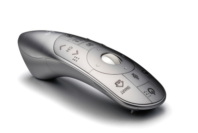 LG pristato atnaujintą išmanųjį valdymo pultelį „Magic Remote“ LG pristato atnaujintą išmanųjį valdymo pultelį „Magic Remote“