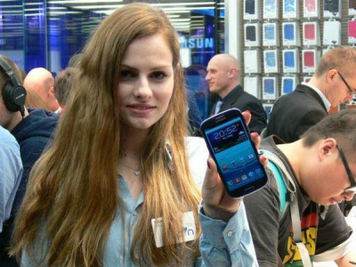 „Samsung“ pavyko aplenkti „Nokia“ ir mobiliųjų telefonų segmente „Samsung“ pavyko aplenkti „Nokia“ ir mobiliųjų telefonų segmente