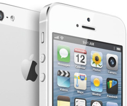 „Apple“ privalo pristatyti pigesnį „iPhone“?