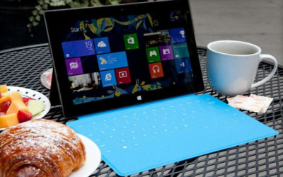 „Microsoft“ išperka „iPad“ tikėdamasi, kad vartotojai pirks „Surface“