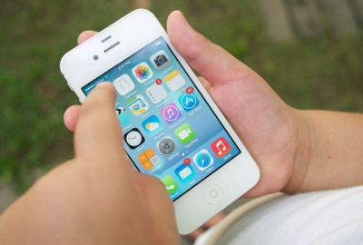 „Apple“ pradeda platinti mobilią operacinę sistemą „iOS 7“