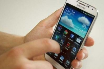 „Samsung Galaxy S5“ gali tapti pirmuoju telefonu su 4 GB darbinės atminties „Samsung Galaxy S5“ gali tapti pirmuoju telefonu su 4 GB darbinės atminties