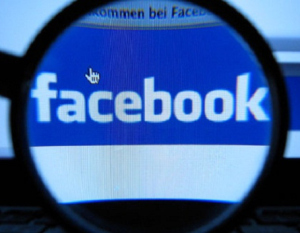 „Facebook“ apgaulės, kuriomis patikėjote