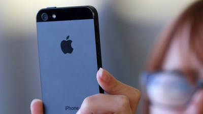 Naujos kartos „iPhone“ gaus 10 megapikselių raiškos kamerą Naujos kartos „iPhone“ gaus 10 megapikselių raiškos kamerą