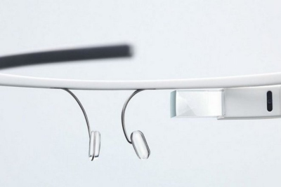 „Google“ pradeda pardavinėti „Google Glass“ akinius „Google“ pradeda pardavinėti „Google Glass“ akinius