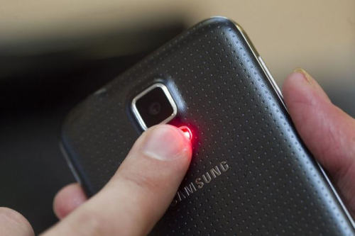 „Samsung Galaxy S5“ – daugiau negu reikia išmaniajam telefonui