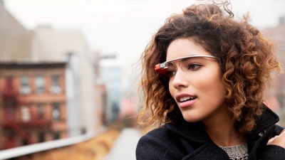 „iPhone“ savininkai SMS galės peržiūrėti per „Google Glass“