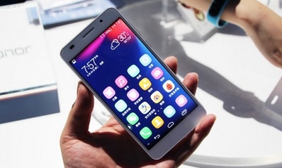 „Huawei“ ruošia telefoną su 4 GB operatyvios atminties