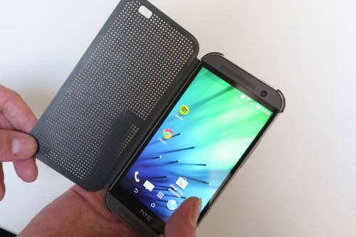„Plieninis“ telefonas atsinaujino ir sugrįžo – „HTC One M8“ apžvalga