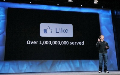 „Facebook“ investuos milijardus, kad visi turėtume internetą