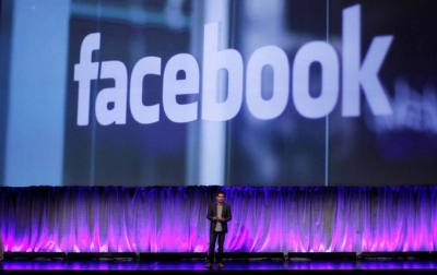 „Facebook“ sukurs programėlę, leisiančią turiniu keistis privačiai