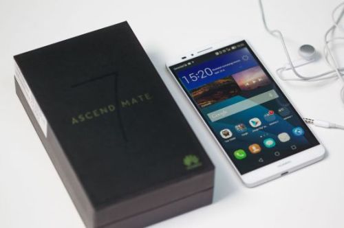 „Huawei Acend Mate 7“ – pasmerktas kiniškas telefonas Yao Mingui