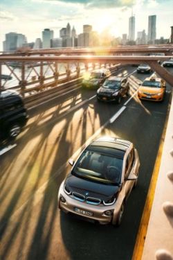 „BMW i3“ išrinktas geriausiu 2015 m. elektromobiliu