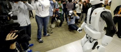 Žmonės ir robotai susitinka akis į akį Madride