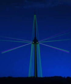 Vilniaus TV bokštas stebins aukščiausia lazeriais nušviesta Kalėdų eglute