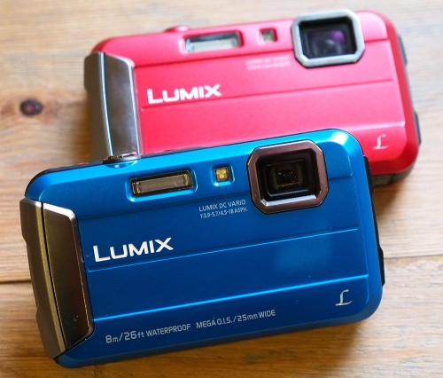 „Panasonic LUMIX FT30“: tvirtos konstrukcijos, stilinga kamera, skirta bebaimiams nuotykių ieškotojams