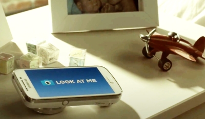 „Samsung“ pristato autizmu sergantiems vaikams skirtą programėlę  „Look At Me“