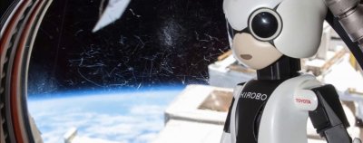 Pirmasis robotas astronautas grįžo į Žemę