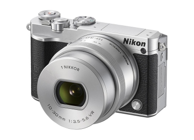 Kompaktiškas fotoaparatas „Nikon 1 J5“ gali įrašyti 4K vaizdą