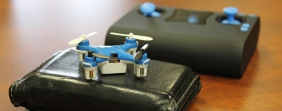 „Wallet Drone“ – dronas, telpantis kišenėje