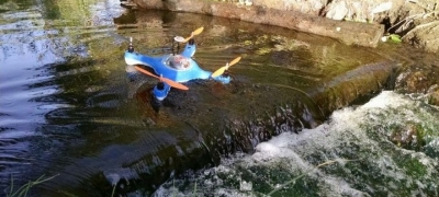 Sonaru ginkluotas dronas žūklei Sonaru ginkluotas dronas žūklei