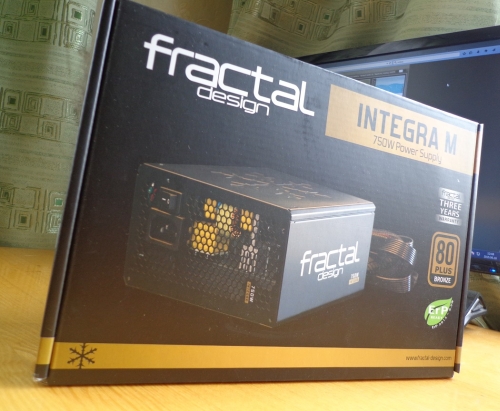 Pigiausias švedas: „Fractal Design Integra M“ 750 W apžvalga