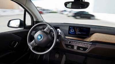 „Apple“ susidomėjo BMW kūriniu „Apple“ susidomėjo BMW kūriniu