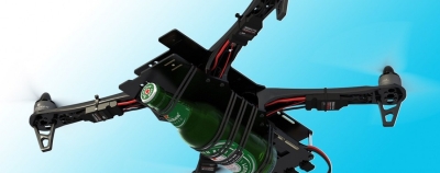 „Flytrex“ dronas transportuos alų ir sumuštinius „Flytrex“ dronas transportuos alų ir sumuštinius