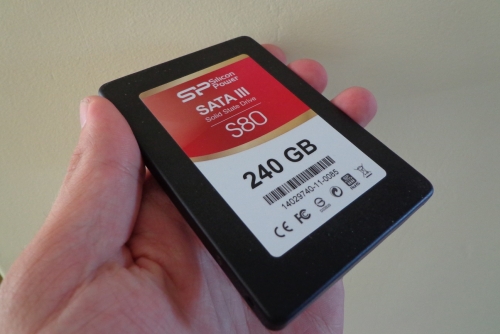 Dar vienas nebrangus SSD diskas: „Silicon Power S80“ 240 GB ap˛valga